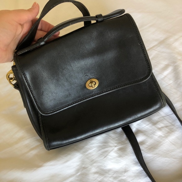 Coach Handbags - Vintage Coach Court Black Crossbody bag